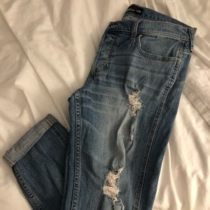 Hollister Boyfriend Jeans
